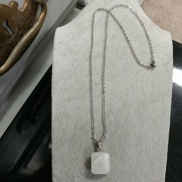 Natural Quartz Crystal Necklace Gemstone Pendant Stainless-Steel Chain 20" - Picture 14 of 17